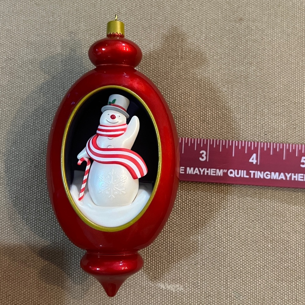 Hallmark 2022 Limited Edition Top Hat Snowman - Picture 4 of 6